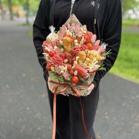 Конверт из сыров и колбас