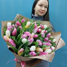 51 тюльпан в оформлении