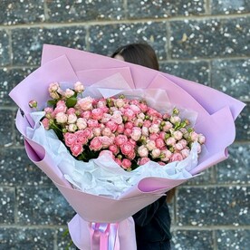 Монобукет из кустовых роз