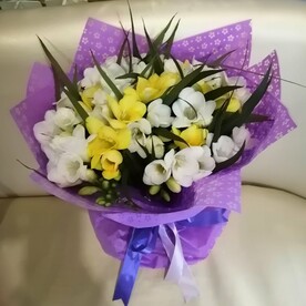 Микс из фрезии