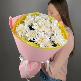Букет розовых хризантем