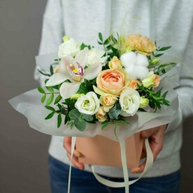 Цветы в коробке Доброе утро