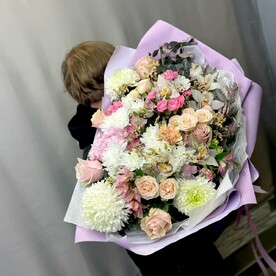 Букет сборный с гортензией, орхидеей