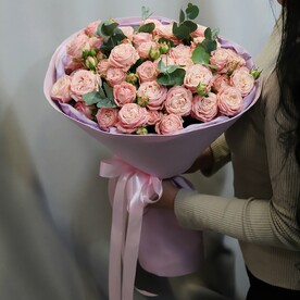 Букет Кустовая роза