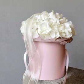 Гортензия в коробке "Шербурская мелодия"