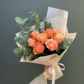 Эвкалипт и розы