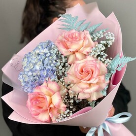 Авторский букет из французских ажурных роз,гортензией и гипсофилой.Букет 531 Milin bouquet