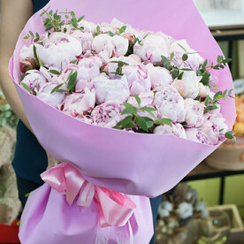 Букет пионов Триумфальное шествие