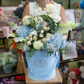 Коробка с цветами "Фантазия и каприз"