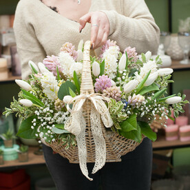 Корзина с цветами "Кокетка"
