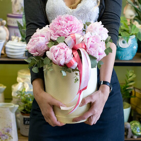 Коробка с цветами "Любимый аромат"