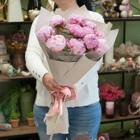 Букет из пионов "Дарси"