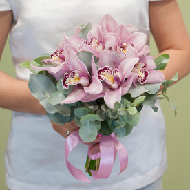 Букет невесты "Кайли" (с бутоньеркой)