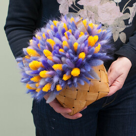 Композиция из сухоцветов "Деловэр"