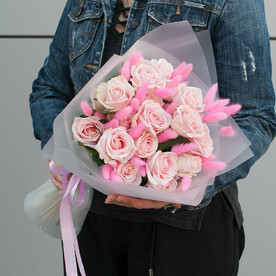 Букет цветов "Розовый десерт"