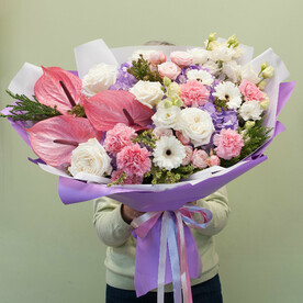 Букет цветов "Зимний нежный"