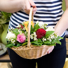 Корзинка цветов "Моменты радости"