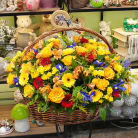 Корзина цветов "Долина солнца"