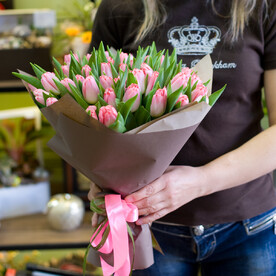 Букет из розовых тюльпанов