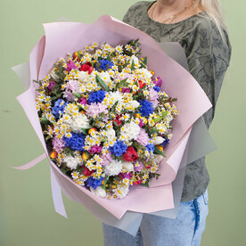 Букет цветов "Весенняя ромашка"