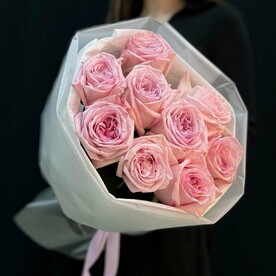 Букет пион розовые розы