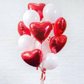 Шарики подарок сердечки
