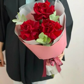 Букет из 3 красных французских роз