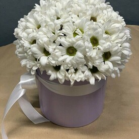 Шляпная коробка из хризантемы