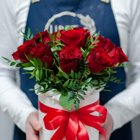 Шляпная коробка с розой и фисташкой,1269