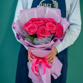 11 малиновых роз Эквадор оформлении, 1131