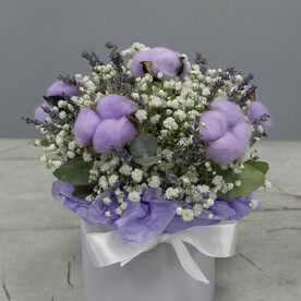 Гипсофила и хлопок в цилиндре