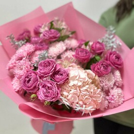 Букет авторский/гортензия/кустовые пионовидные розы/ альстрамерия/кустовая хризантема/Цветы Уфы/Доставка Уфа