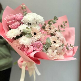 Нежный авторский букет/гортензия/гербера/роза и хризантема кустовая/орхидея/эвкалип/Цветы Уфы/Доставка Уфа