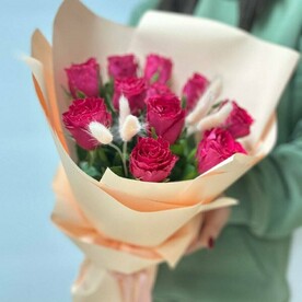 Букет комплимент/Кенийские розы/ лагурус/Цветы Уфы/Доставка Уфа