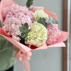 Букет моно/Гортензия/эвкалипт/Цветы Уфы/Доставка Уфа