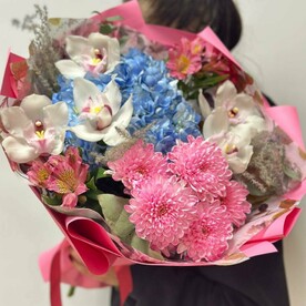 Букет фантазия/орхидея цимбидиум/альстромерия/хризантема кустовая/гортензия/эвкалипт/пампасная трава/цветы Уфы/доставка Уфа