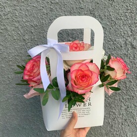 Композиция из роз