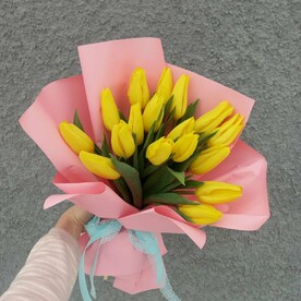 Кукольный букет из тюльпанов