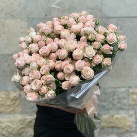 Облако счастья с пионовидной кустовой розой (E017)