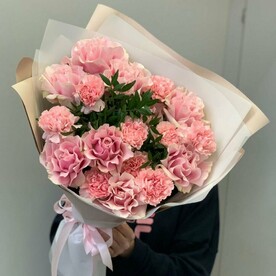 Нежный букет французской розы и розового диантуса (E144)