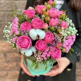 Цветы в коробке Яркая звезда