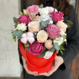 Цветы в коробке Первая любовь