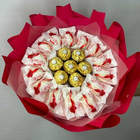 Букет из конфет Ферреро и рафаэлло