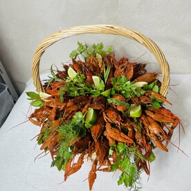 Корзина с раками и Лаймой