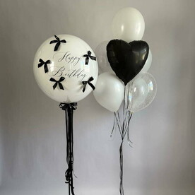 Трендовый сет шаров с черными бантиками