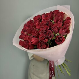 Букет из красной розы