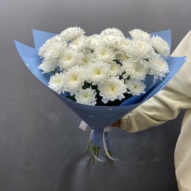 Букет из белой хризантемы