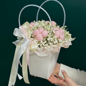 Сумочка «Зефирка» из хлопка и гипсофилы