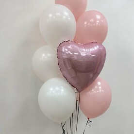 Розовые и белые шарики с сердцем