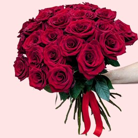 Букет "Алая страсть" из 25 роз 60-70см под ленту